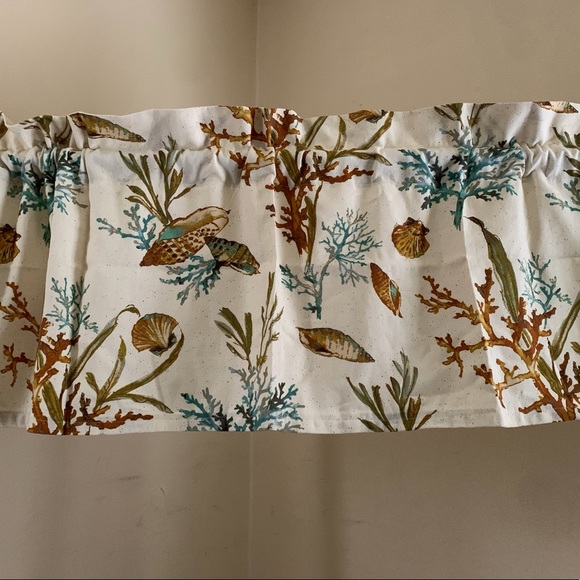 New!! Sea Shell Valances - Picture 1 of 7